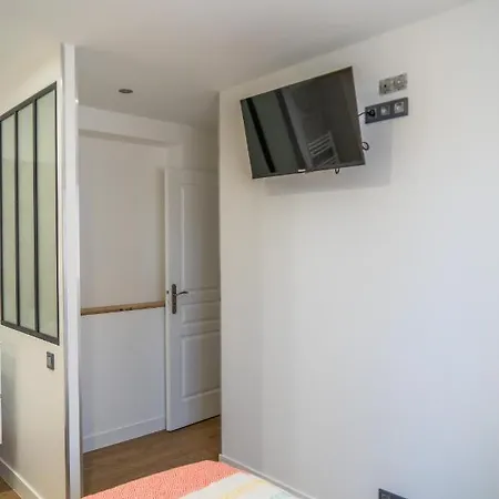 Jacuzzi Terrasse 86 - Terrasse & Climatisation - 4 Personnes - *