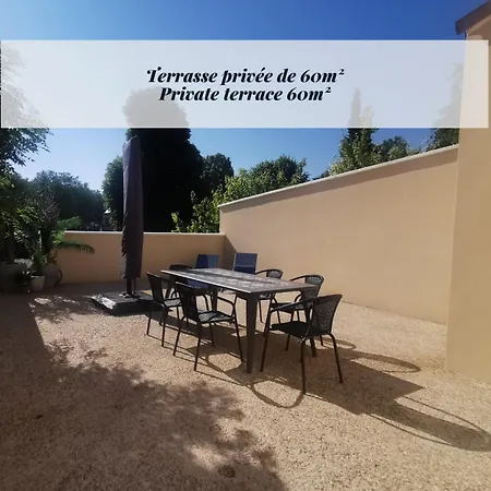 Jacuzzi Terrasse 86 - Terrasse & Climatisation - 4 Personnes -
