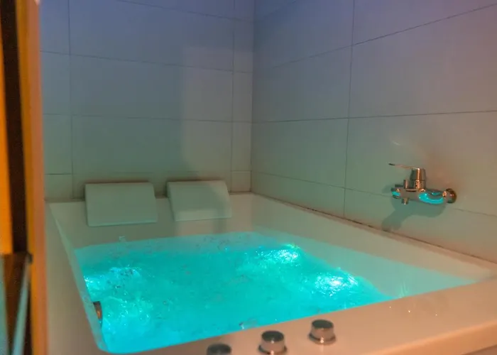 Jacuzzi Terrasse 86 - Terrasse & Climatisation - 4 Personnes - 아파트 에페르네이