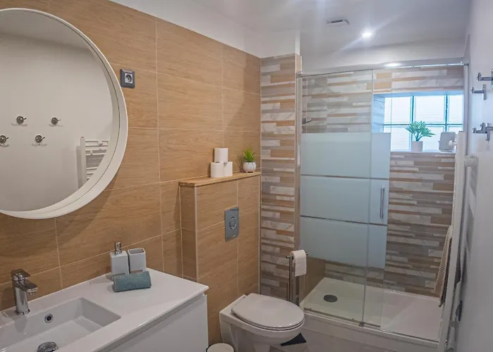 Jacuzzi Terrasse 86 - Terrasse & Climatisation - 4 Personnes - 아파트 에페르네이